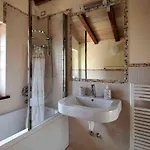 Ξενοδοχείο με διαμερίσματα Antico Casale Tiravento 4*