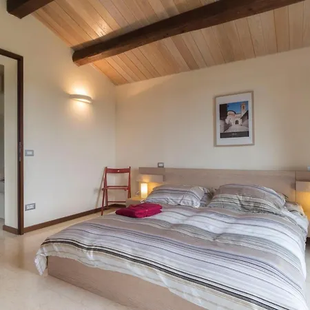 Antico Casale Tiravento 4*