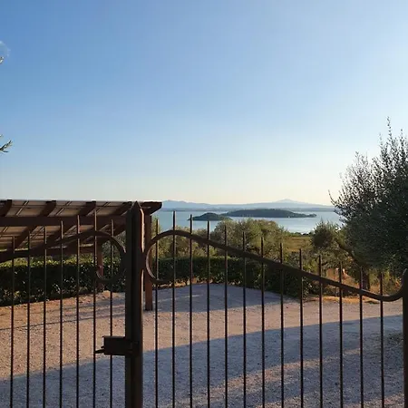 Antico Casale Tiravento Aparthotel Passignano sul Trasimeno