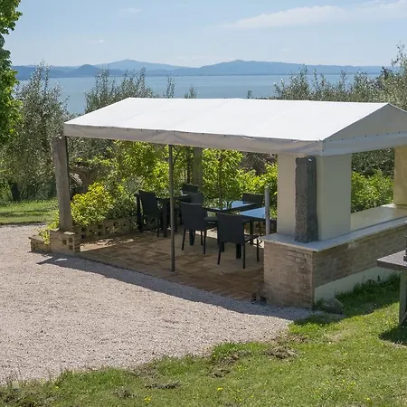 Antico Casale Tiravento Aparthotel Passignano sul Trasimeno