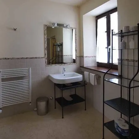 Lejlighedshotel Antico Casale Tiravento 4*